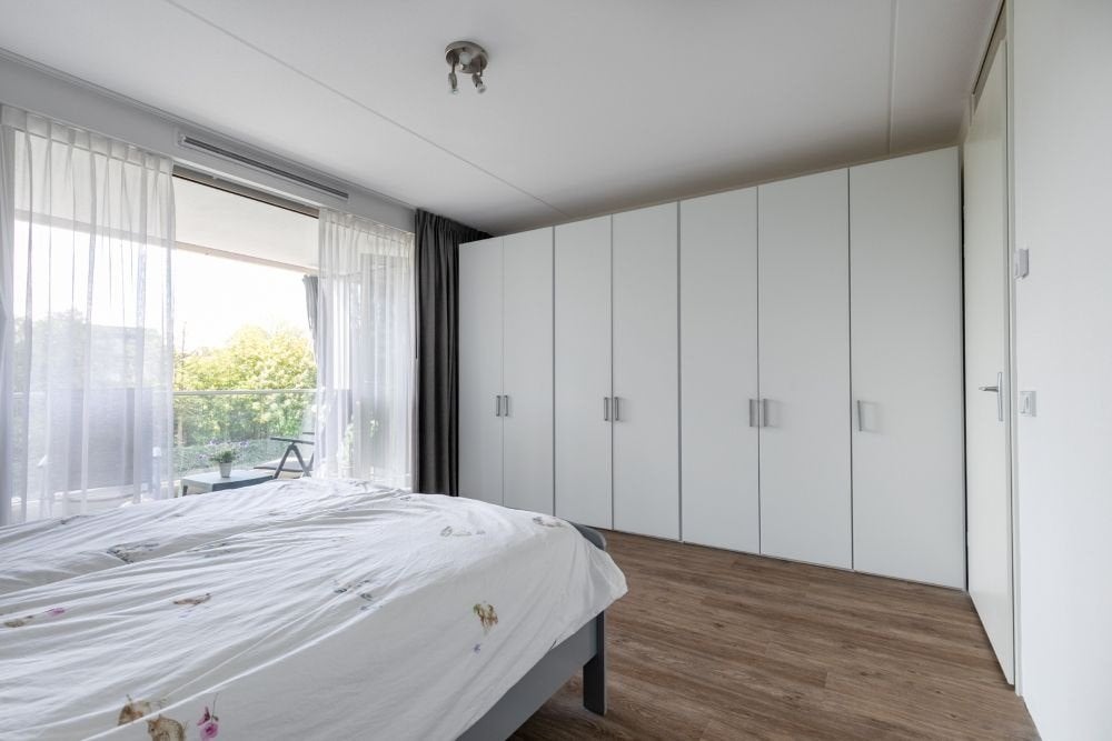 slaapkamerkast wit goede kwaliteit in delen, Ophalen, 200 cm of meer, 200 cm of meer, Moderne wit