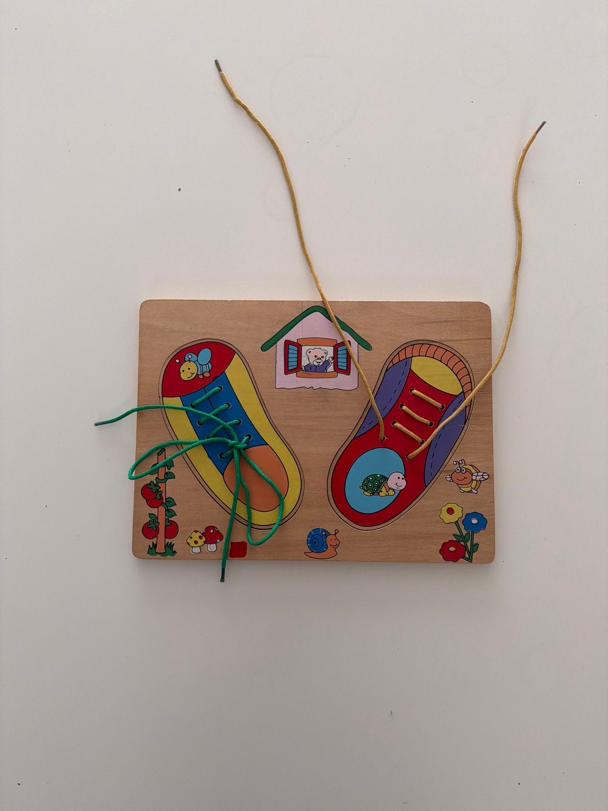 Houten veterschoen bord - leren veters strikken, Ophalen of Verzenden, Gebruikt, Knutselen