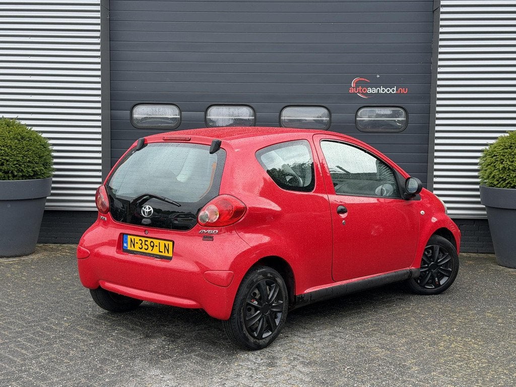 Toyota Aygo 1.0-12V APK T/M 12-26 | Radio |, Auto's, Voorwielaandrijving, Stof, Gebruikt, 765 kg
