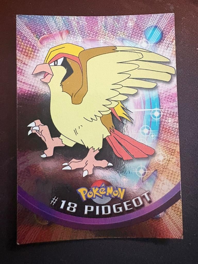 Pidgeot #18 Foil Black logo, Ophalen of Verzenden, Gebruikt, Losse kaart, Foil