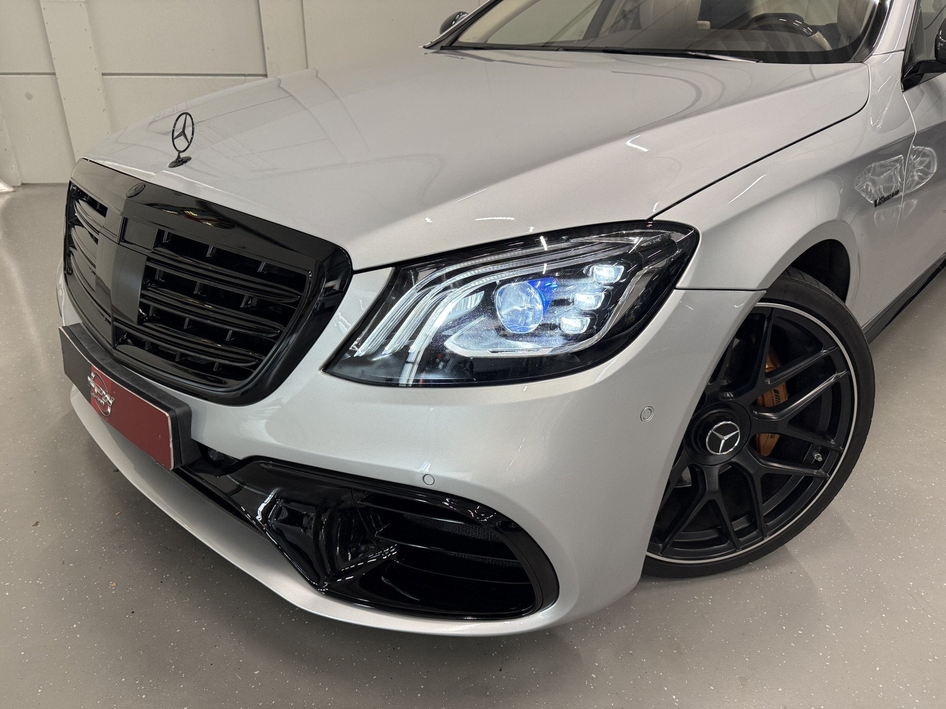 Mercedes-Benz S-Klasse 560 Lang AMG S63 STYLING PANO/BURMEST, Dealer onderhouden, Achterwielaandrijving, Gebruikt, Met garantie (alle)