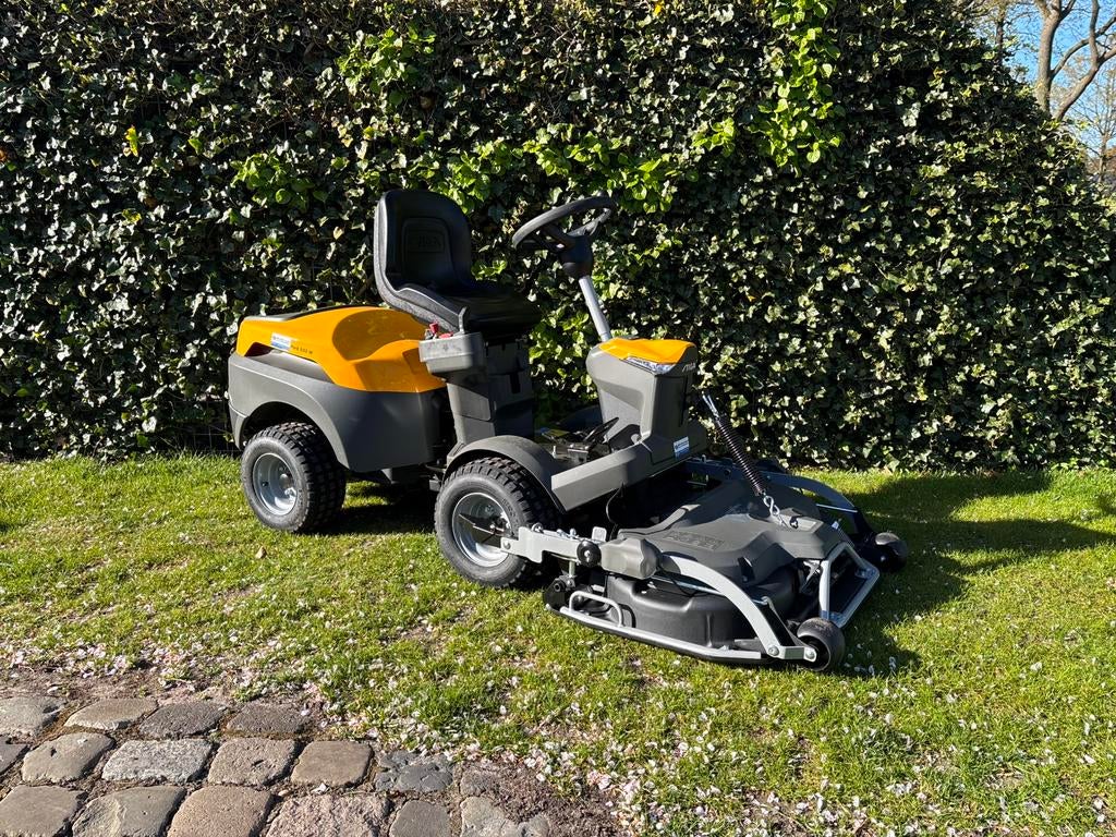 Nieuwe stiga park 500w incl btw incl 95cm maaidek, Ophalen, S, Nieuw, S