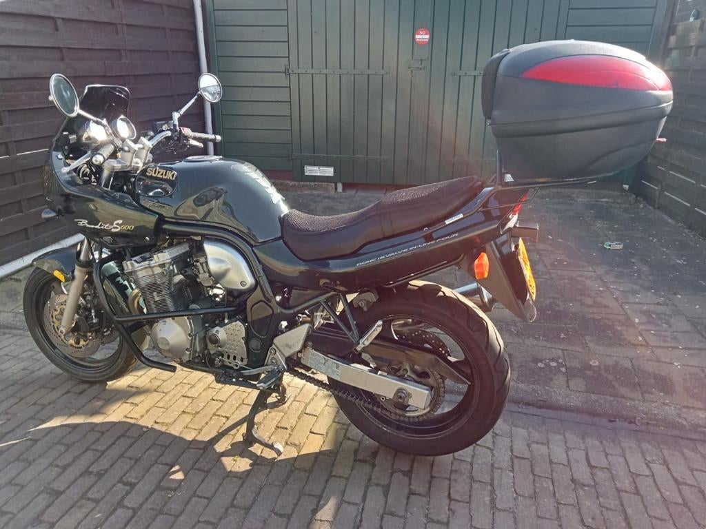 Suzuki Bandit 600, Motoren, Ophalen