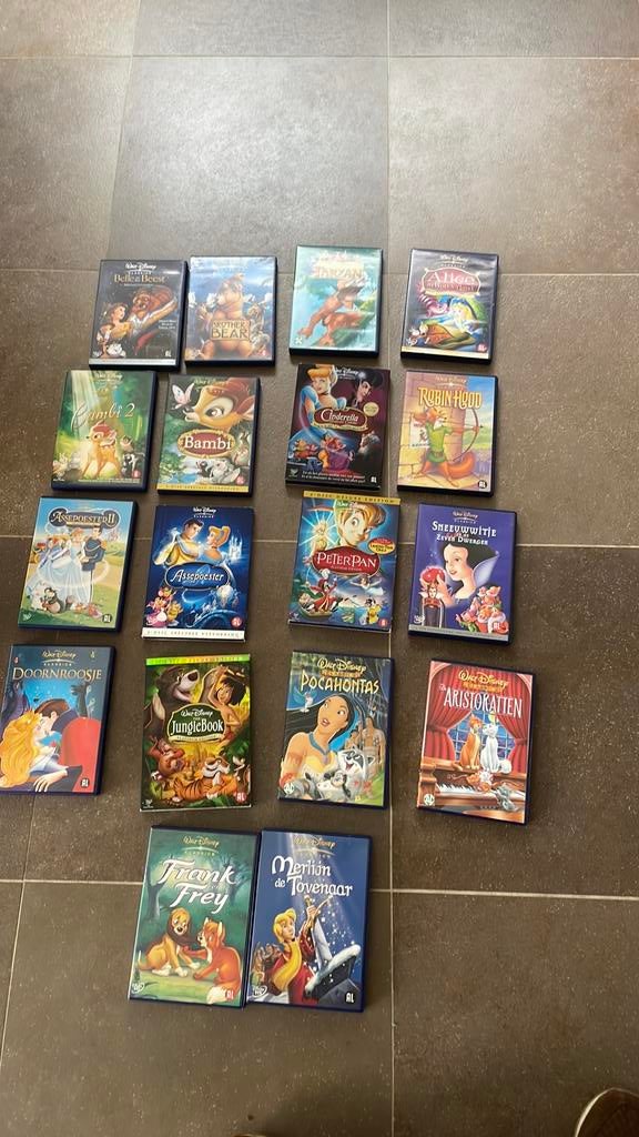 18 stuks Disney DVD, Cd's en Dvd's, VHS | Kinderen en Jeugd, Ophalen, Tekenfilm, Zo goed als nieuw, Vanaf 6 jaar