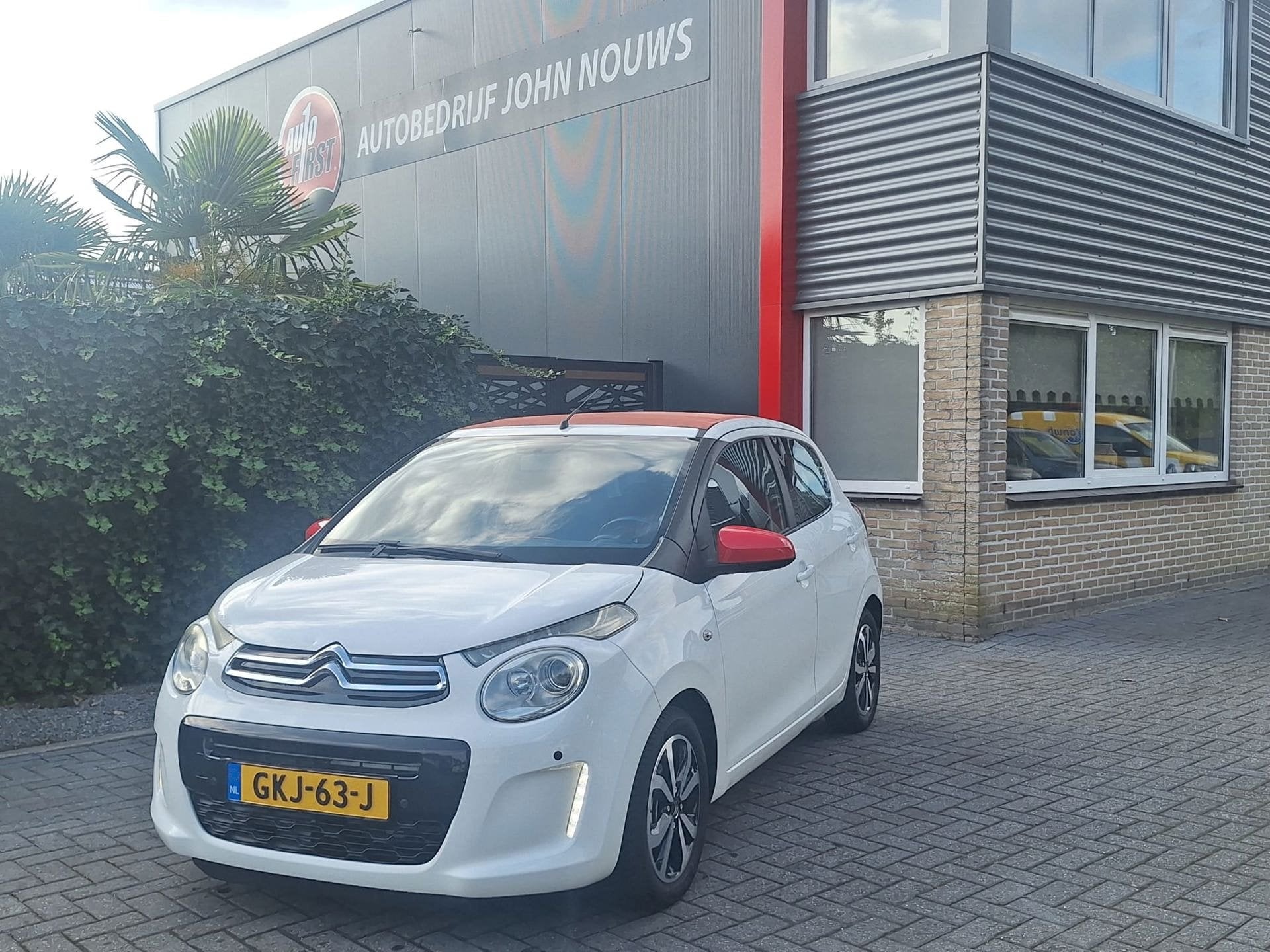 Citroen C1 1.2 PureTech Airscape Shine, Voorwielaandrijving, Stof, Gebruikt, 1199 cc