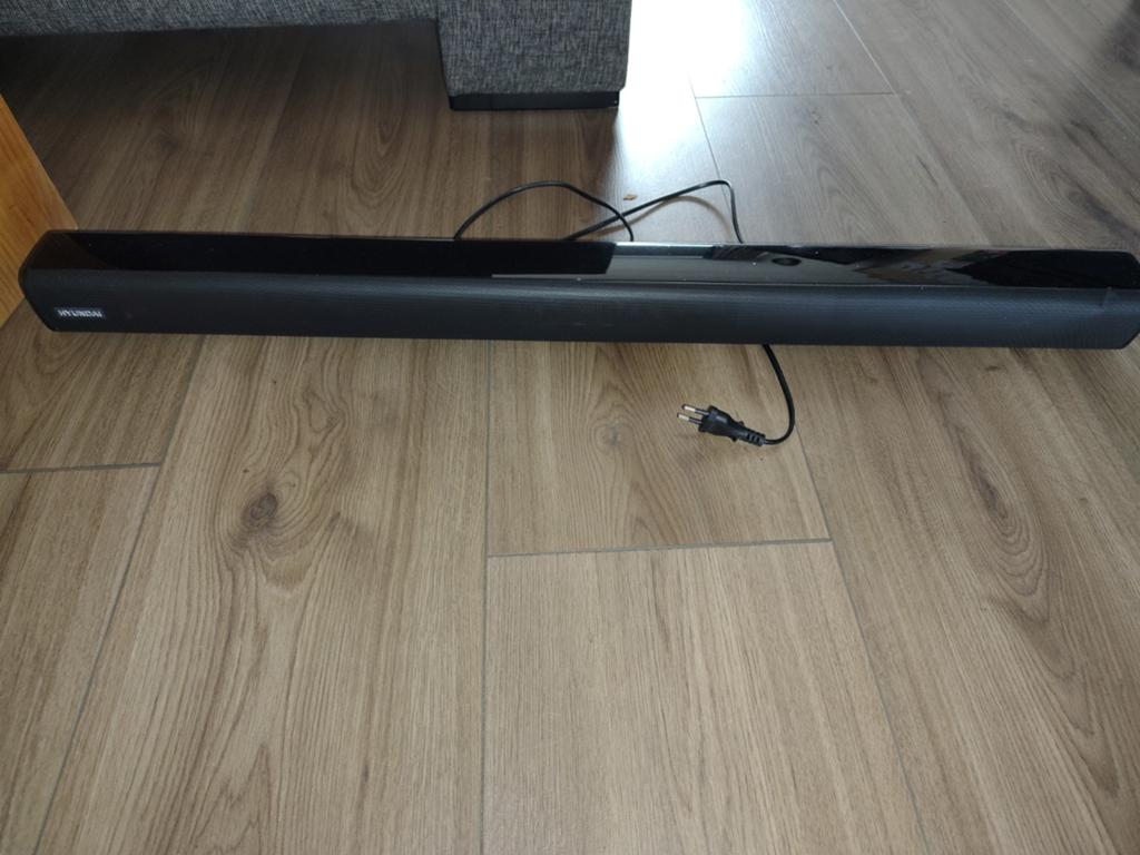 Hyundai Soundbar - Top Geluid, Ophalen, Gebruikt