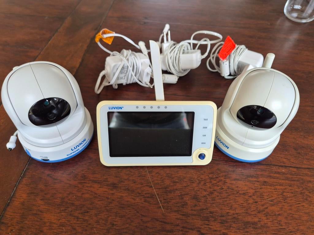 Babyfoon Luvion Supreme Connect met 2 camera's, Ophalen, Gebruikt, 250 meter of meer, Camera