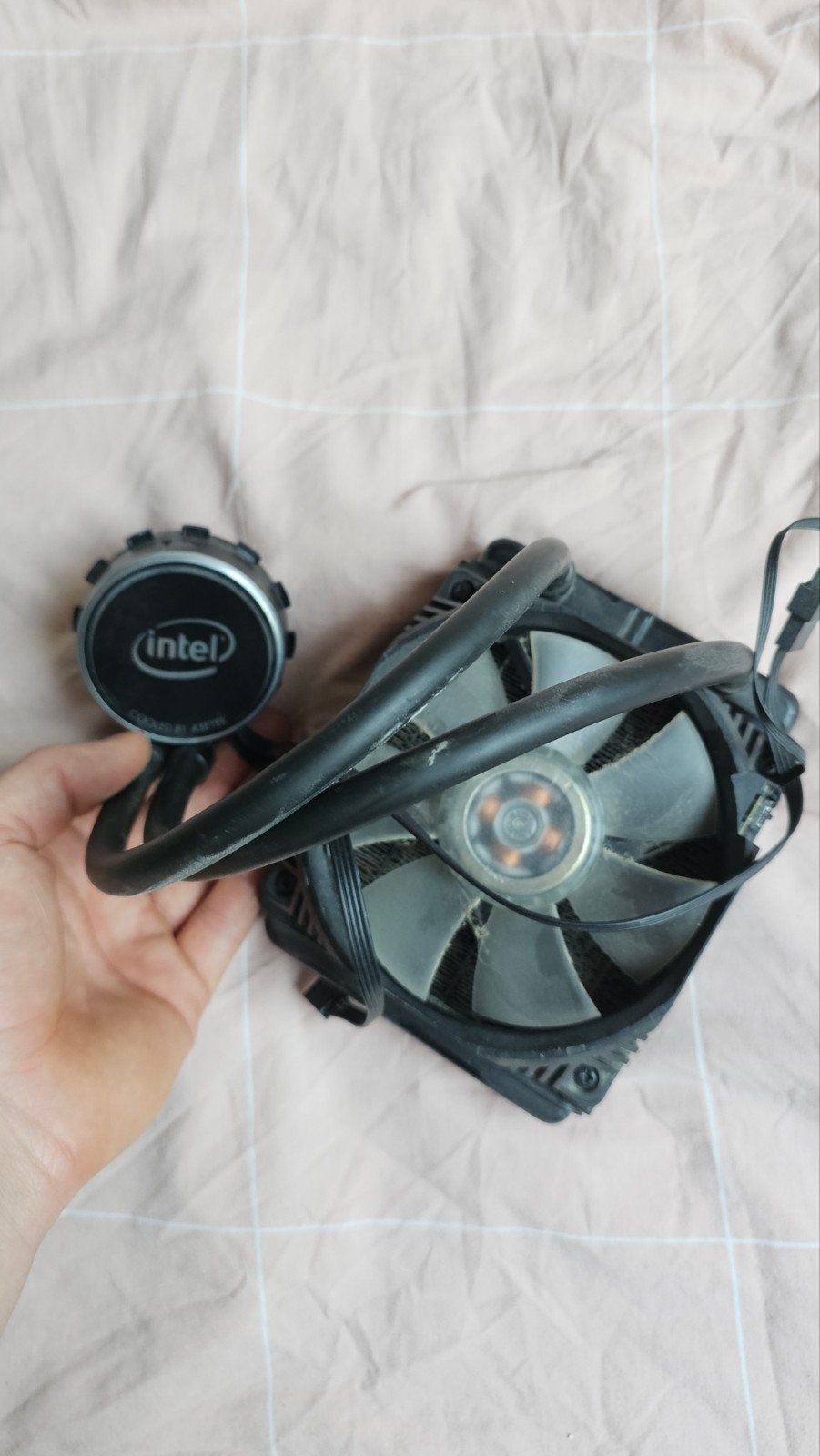 Intel Asetek Waterkoeling CPU Cooler, Computers en Software, Computerkoelers, Ophalen of Verzenden, Gebruikt, Waterkoeling