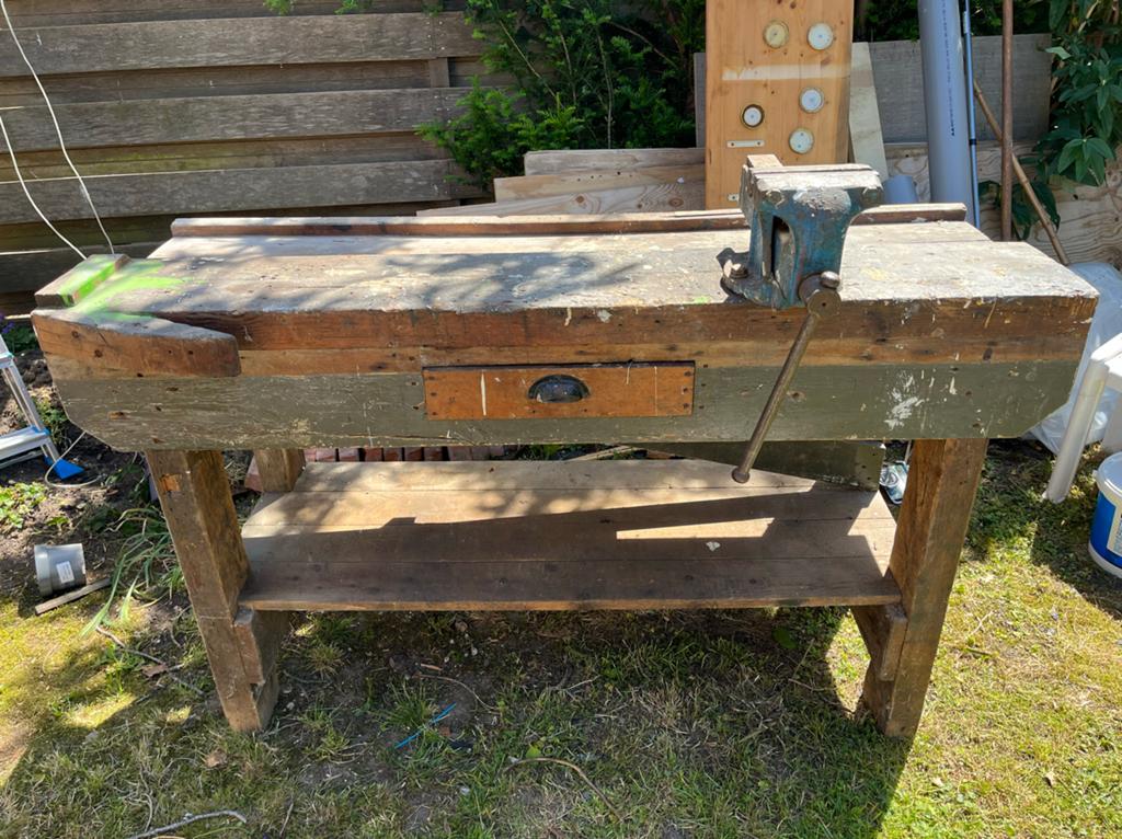 Robuuste werkbank met bankschroef en lade, Ophalen, Gebruikt, 120 tot 170 cm, Bankschroef