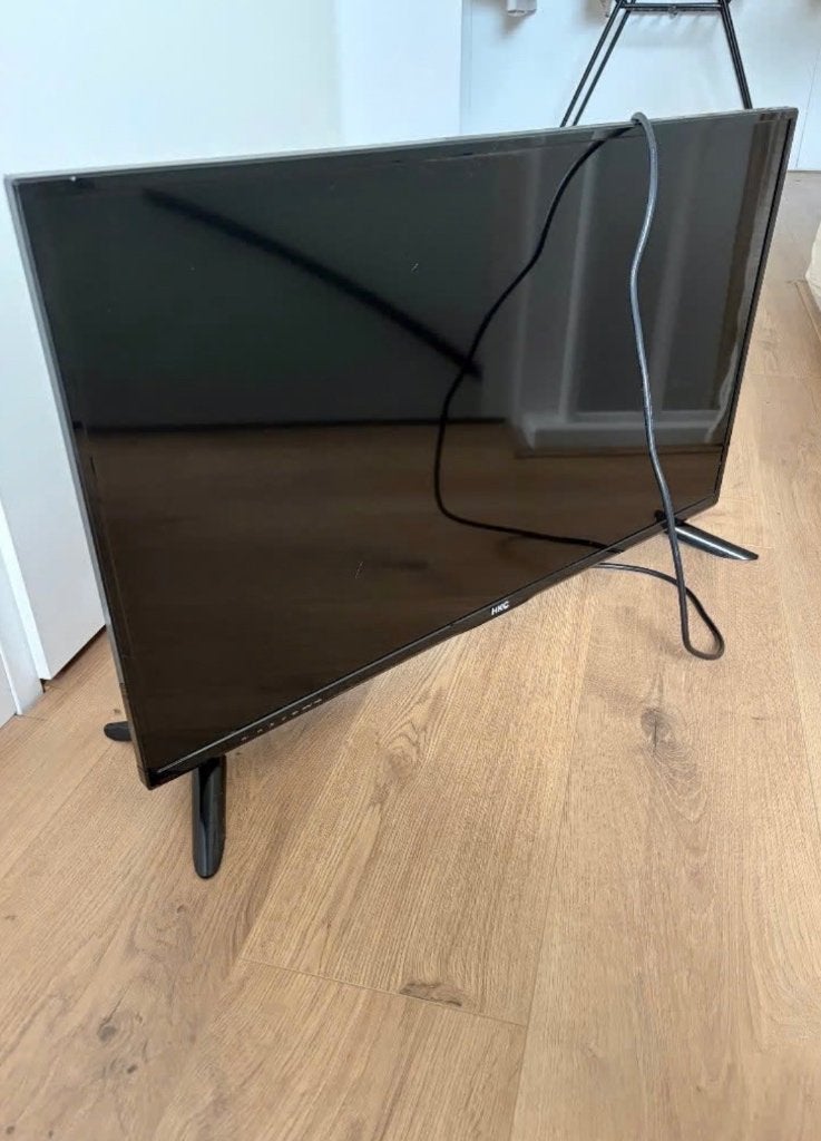 HKC televisie, LED, 50 Hz, HD Ready (720p), Zo goed als nieuw