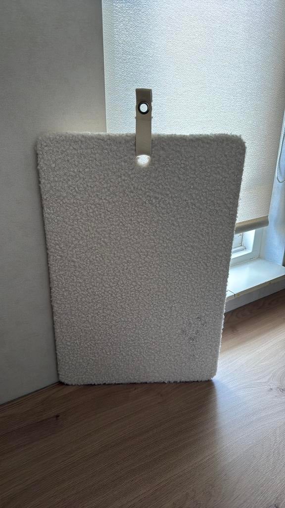 Prikbord, Ophalen, Zo goed als nieuw