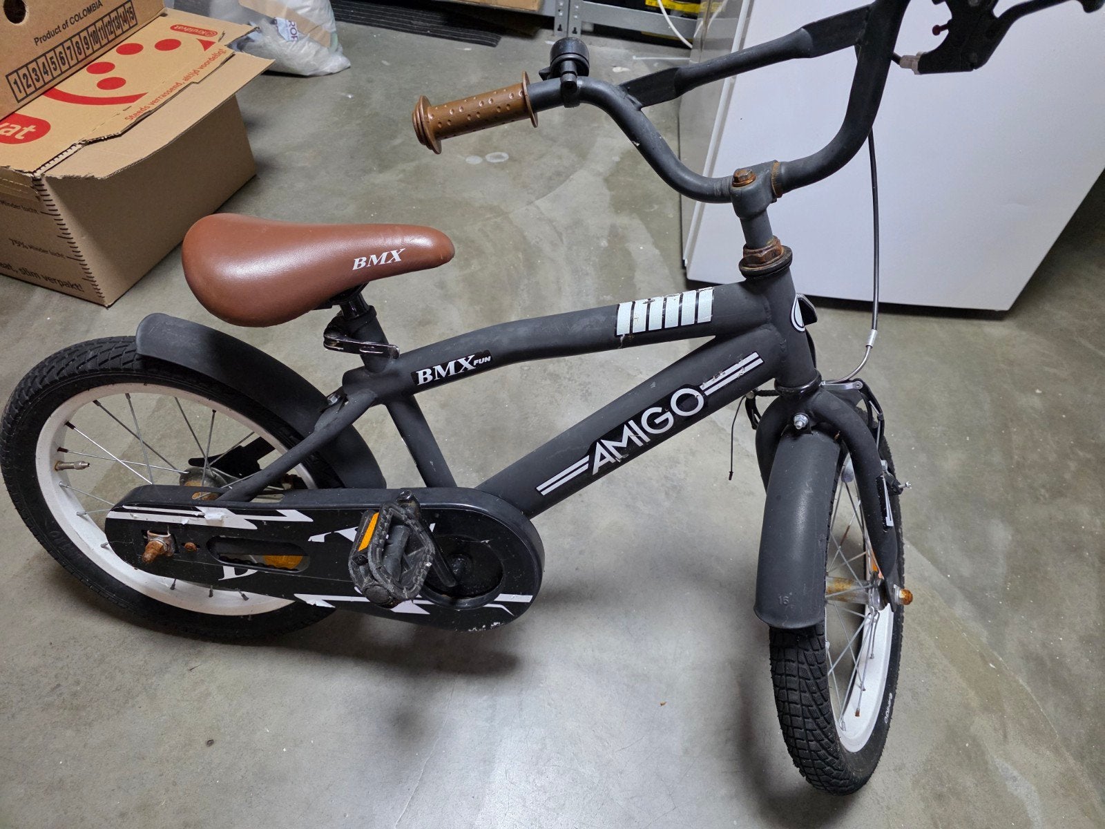 Crossfiets amigo 16 inch zie foto goed voor tweede ronde, Fietsen en Brommers, Fietsen | Crossfietsen en BMX, Ophalen, Gebruikt