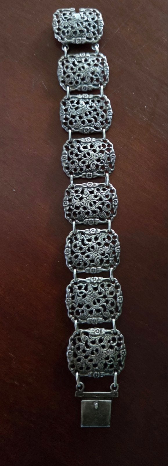Antieke zilveren armband gemerkt
19 cm lang, Ophalen of Verzenden, Zilver, Armband