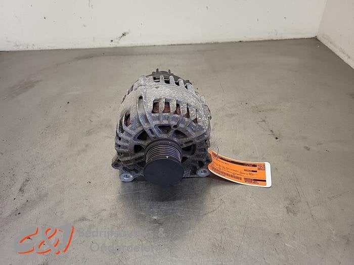 Dynamo van een Volkswagen Crafter, Gebruikt, -, Volkswagen, -