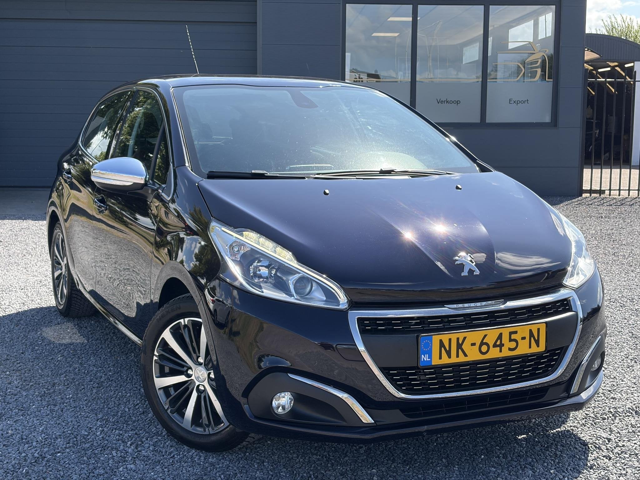 Peugeot 208 1.2 PureTech Allure 2e EigenaarDealer Onderhoude, Auto's, Voorwielaandrijving, Stof, Gebruikt, 1199 cc