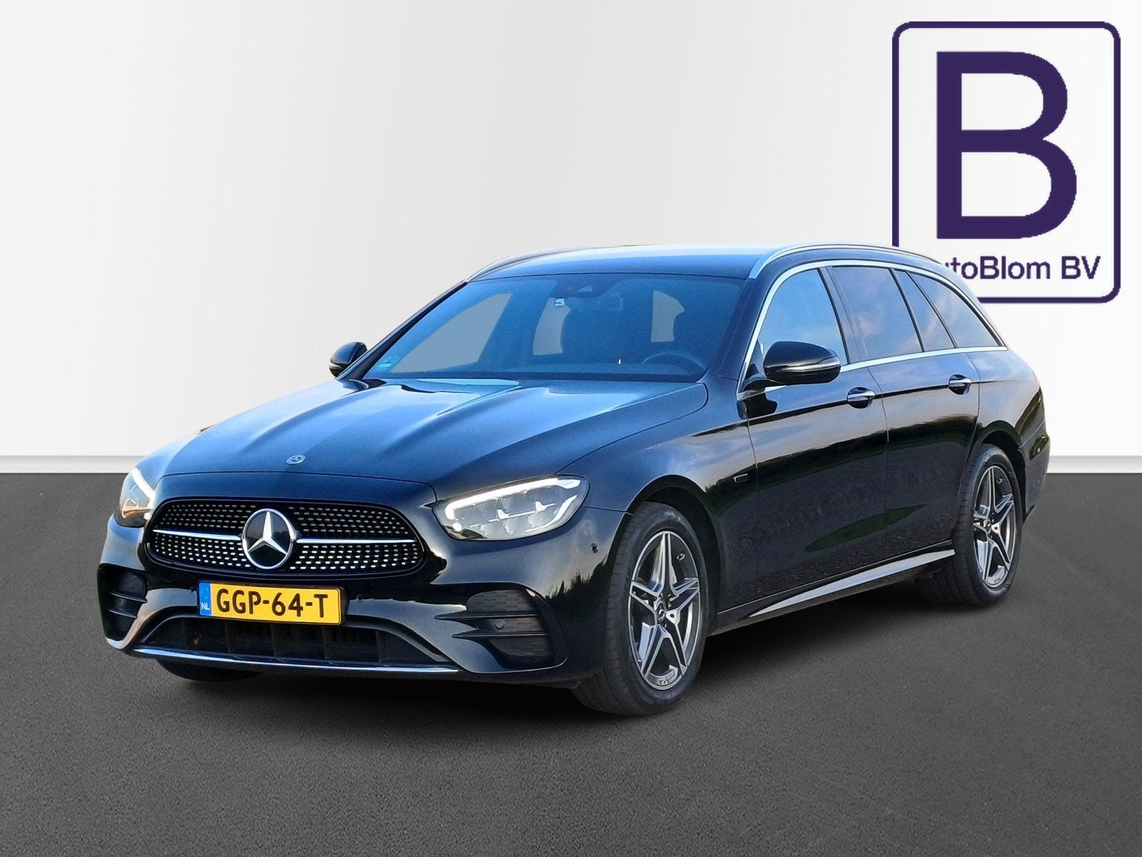 Mercedes-Benz E-Klasse Estate 300 e AMG Line /AMG Line/Prach, Auto's, Gebruikt, 4 cilinders, 320 pk, Overige brandstoffen