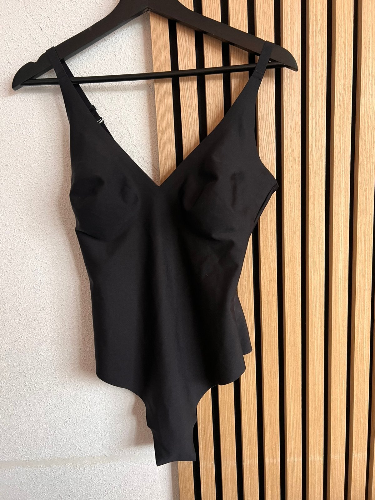Nieuw Skims body XL zwart body unlined plunge thong bodysuit, Ophalen of Verzenden, Zwart, Body of Korset