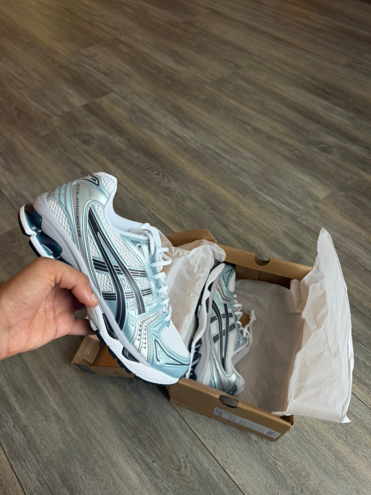 Asics Gel Kayano 14 White Fjord Grey 42, Ophalen of Verzenden, Zo goed als nieuw, Wit