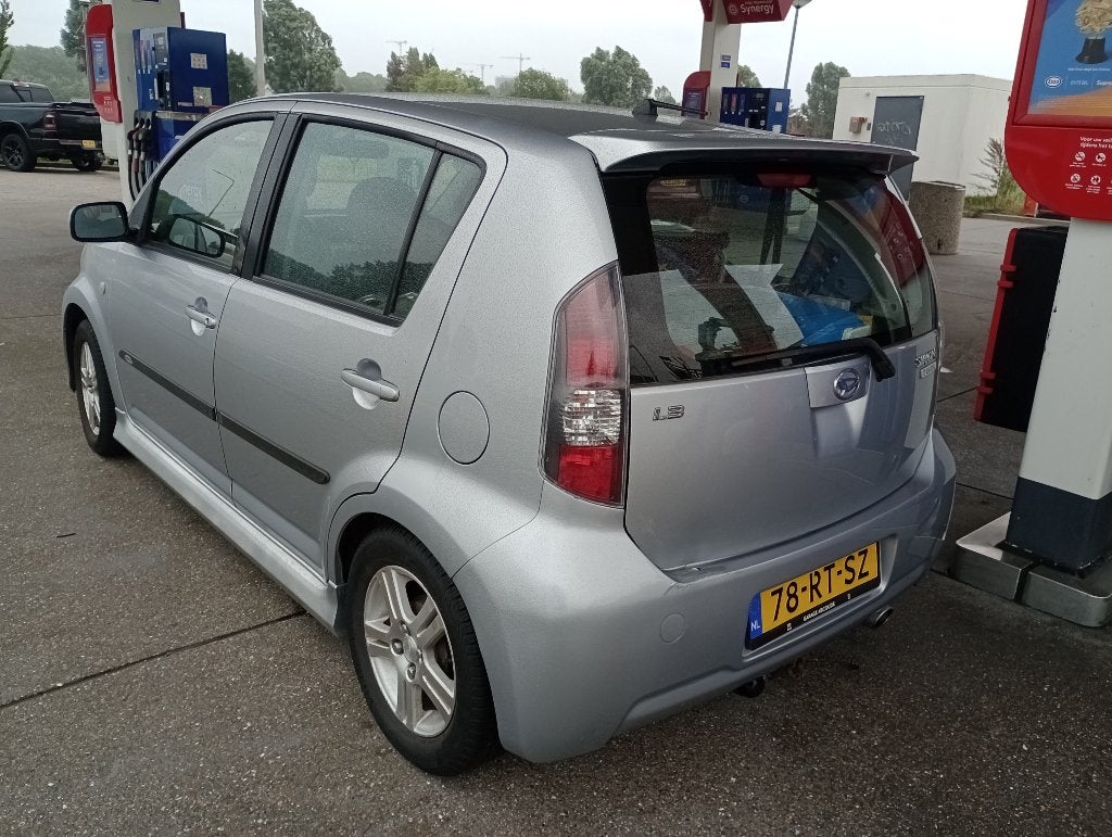 Daihatsu Sirion zilver, Ophalen, Nieuw, Daihatsu