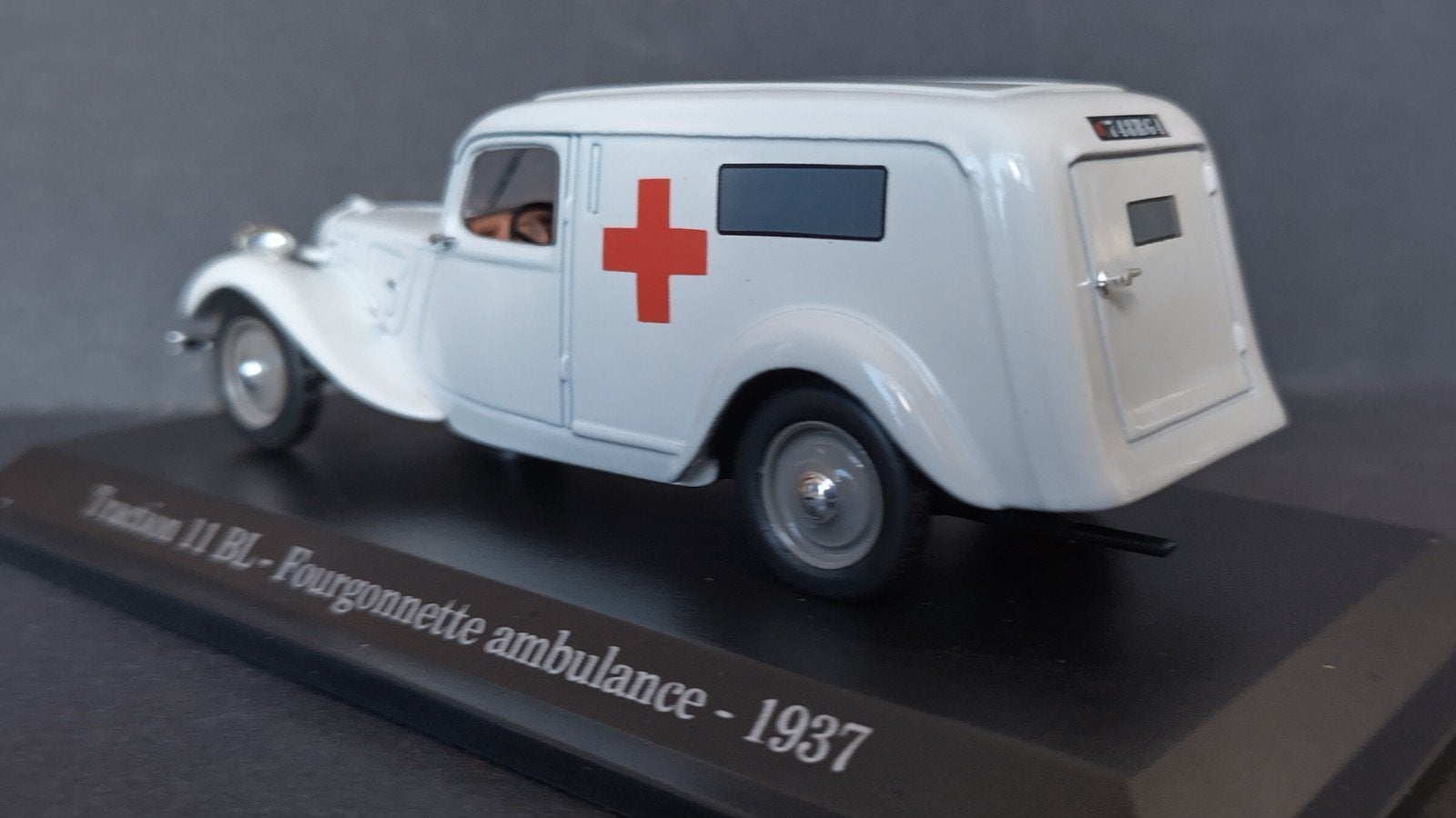 Citroen Traction Avant 11bl Ambulance 1937 1:43 Norev Pol, Auto, Verzenden, ., Nieuw