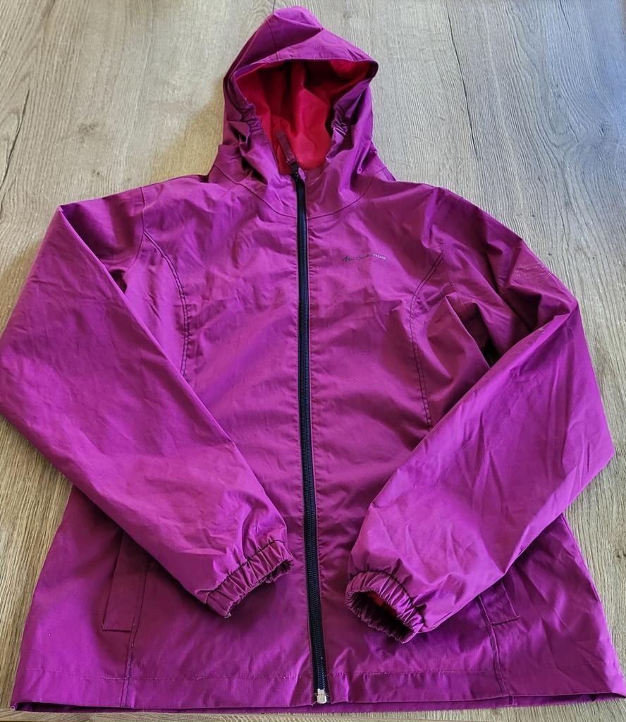 QUECHUA outdoor jas. Paars met fuchsia. Capuchon. Maat 14jr., Quechua, Meisje, Ophalen of Verzenden, Zo goed als nieuw