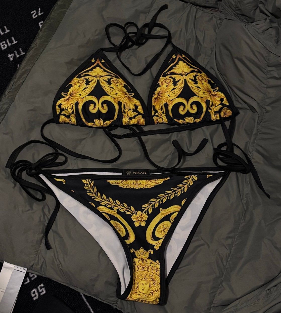 NIEUWE Versace bikini maat M/L, Ophalen of Verzenden, Nieuw, Geel, Bikini