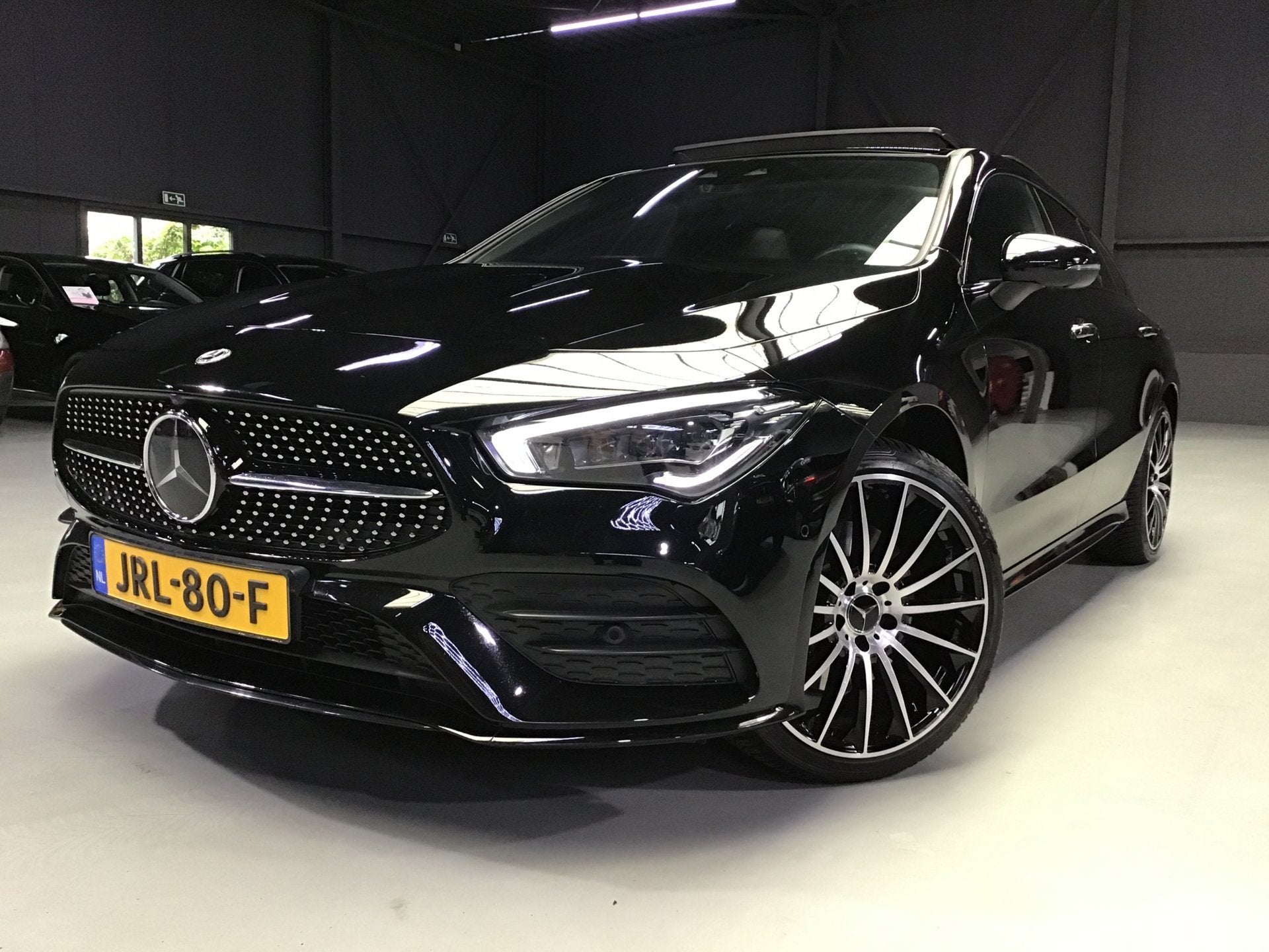 Mercedes-Benz CLA-klasse Shooting Brake 250 e AMG Line I Dea, Auto's, Gebruikt, 4 cilinders, 15 kWh, 1645 kg