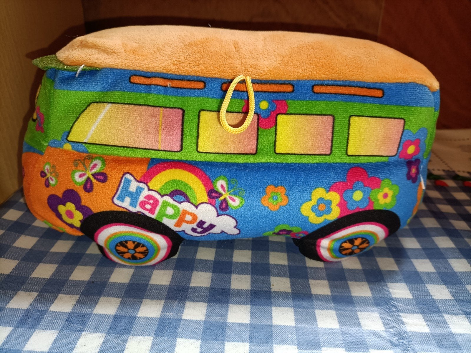 Volkswagen bus knuffel Happy met vrolijke kleuren 25 cm, Ophalen of Verzenden, Zo goed als nieuw, Overige typen