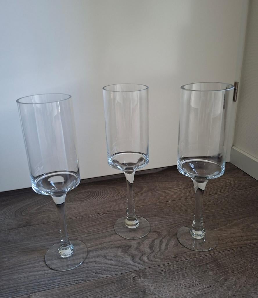 Set van 3 glazen vazen op voet - 40 cm hoog, Huis en Inrichting, Woonaccessoires | Vazen, Ophalen, Gebruikt, Overige kleuren, Glas