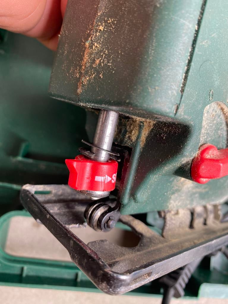 Bosch Decoupeerzaag PST 650 PE - Defect voor onderdelen, Ophalen of Verzenden, Zo goed als nieuw