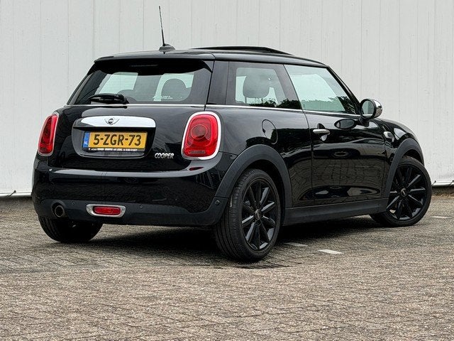 MINI Mini 1.5 Cooper Chili met Panoramadak, Navi, Stoelverwa, Auto's, Voorwielaandrijving, 136 pk, Gebruikt, 4 stoelen