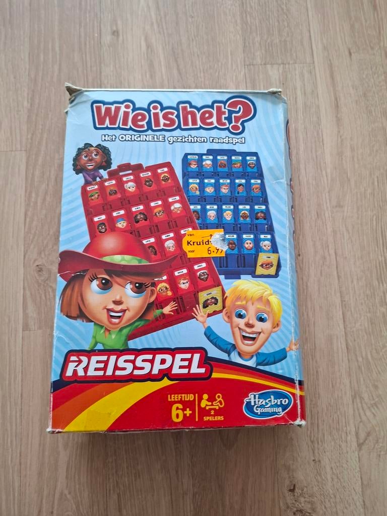 Wie is het? Reisspel, Hobby en Vrije tijd, Gezelschapsspellen | Bordspellen, Gebruikt, Een of twee spelers, Ophalen of Verzenden