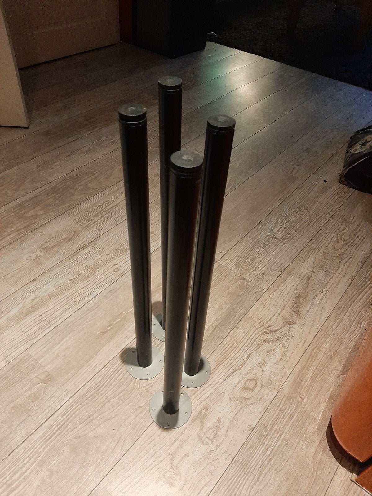 4 Tafelpoten, zwart en van metaal., Huis en Inrichting, Ophalen, Tafelpoot, Minder dan 50 cm, 50 tot 100 cm