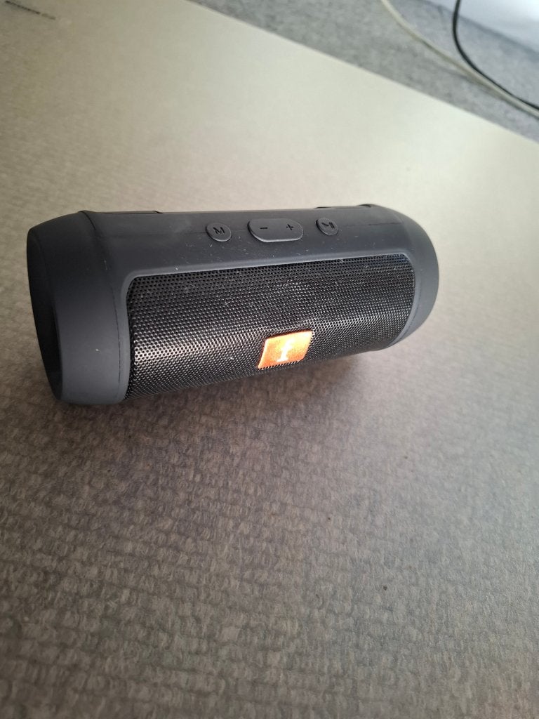 Draagbare Bluetooth Speaker - JBL Charge look-alike, Audio, Tv en Foto, Luidsprekers, Gebruikt, Bluetooth, Draagbare speaker, Minder dan 60 watt