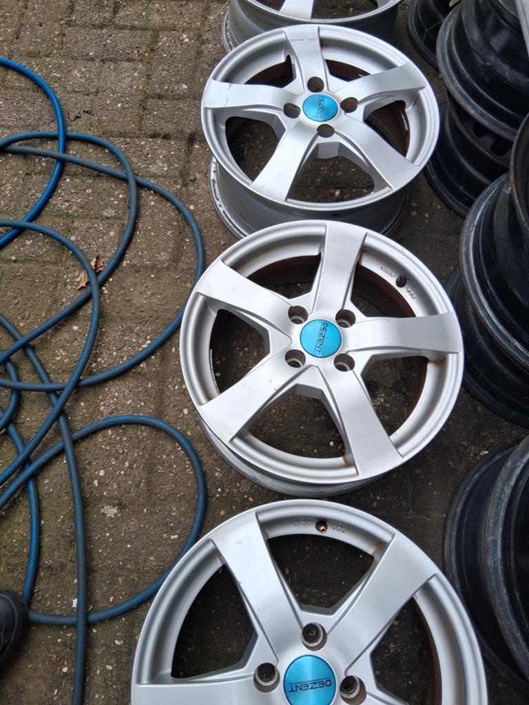 Dezent velgen 15 inch 4x100 et38, Auto-onderdelen, Banden en Velgen, Velg(en), 16 inch, Ophalen of Verzenden, 195 mm