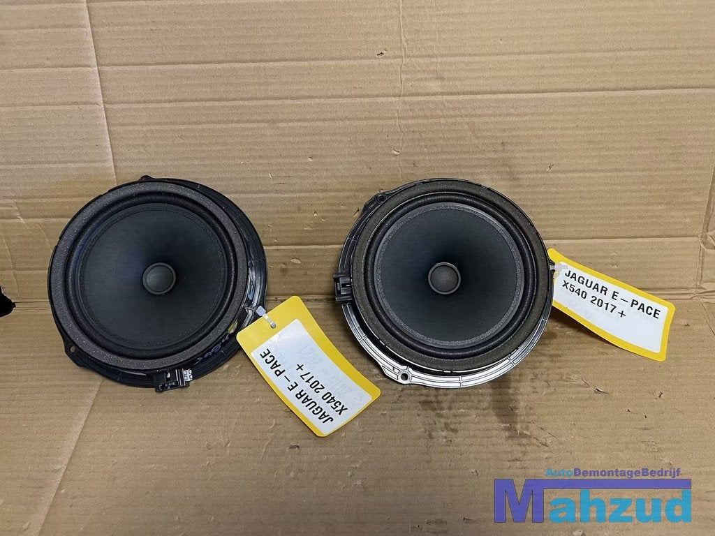 JAGUAR E-PACE X540 links rechts voor speaker 2015+ JJ3218808, Gebruikt, Abbey Road, Whitley 1
CV3 4LF  Coventry, Jaguar, Jaguar Land Rover Limited