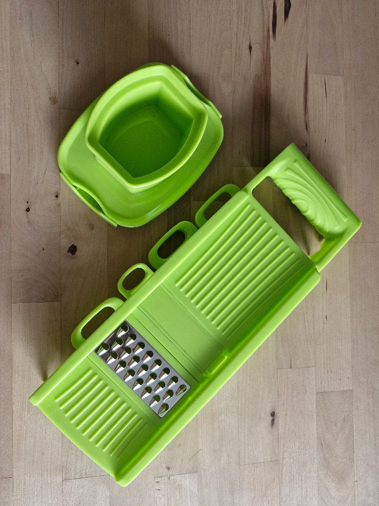 Keuken mandoline / groentensnijder, Ophalen, Groen, Kunststof, Zo goed als nieuw