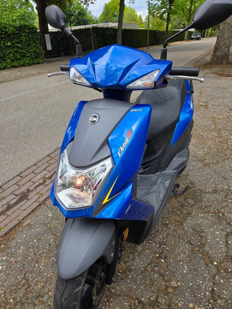 Sym orbit 3 euro 5 bromscooter injectie, Fietsen en Brommers, Scooters | SYM, Gebruikt, Orbit, Maximaal 45 km/u, Benzine, Ophalen