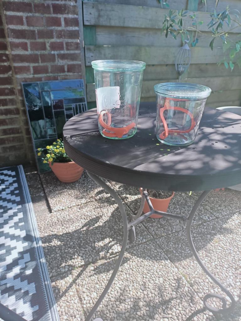 Weck glas, Ophalen