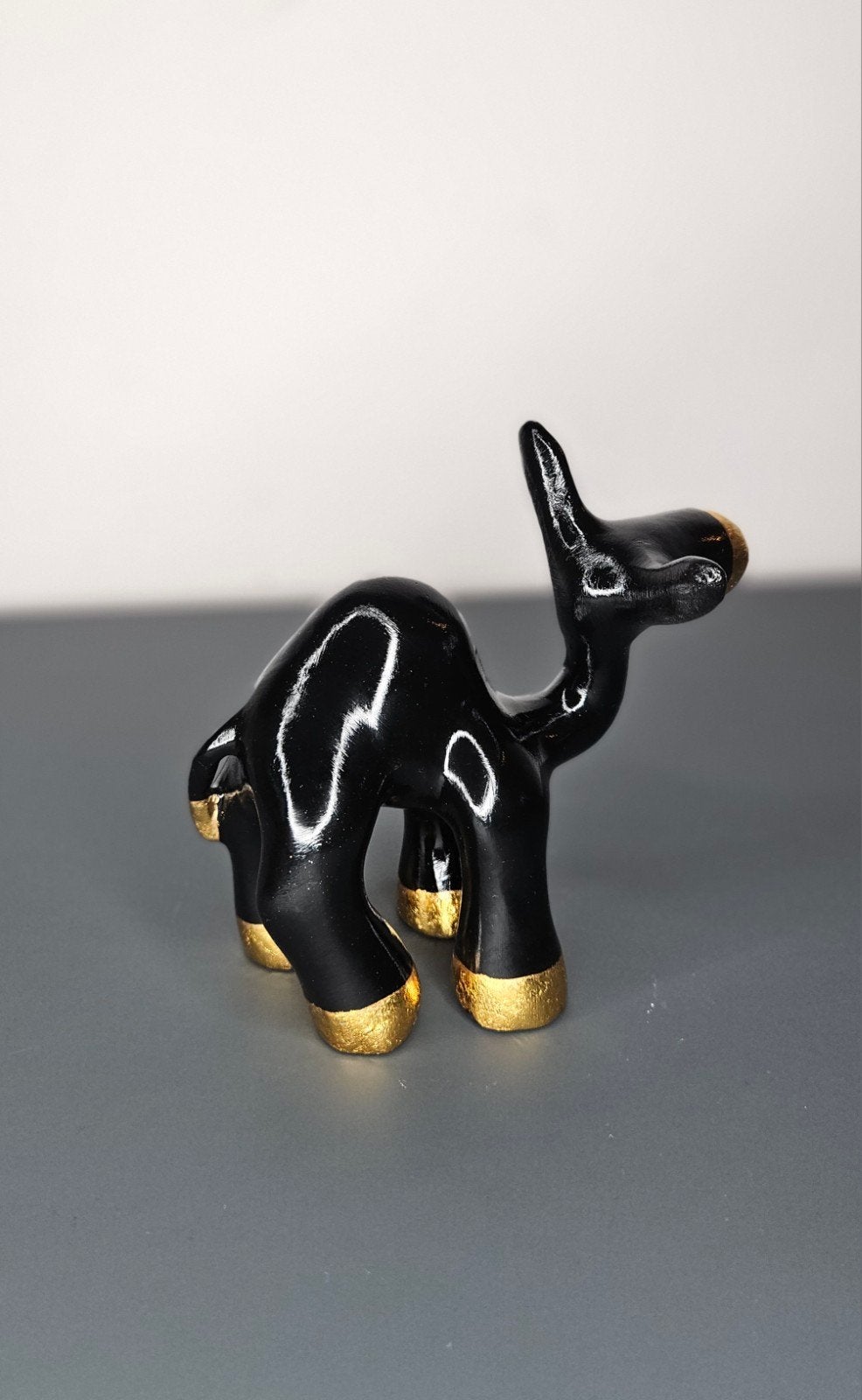 Beeldje 'camel' zwart/goud H.11.5cm, Verzamelen, Ophalen of Verzenden, Nieuw, Dier
