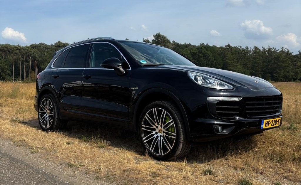 Porsche Cayenne 3.0 V6 SE-hybrid - Pano - Dealer onderhouden, Automaat, Cayenne, Navigatiesysteem, 2995 cc