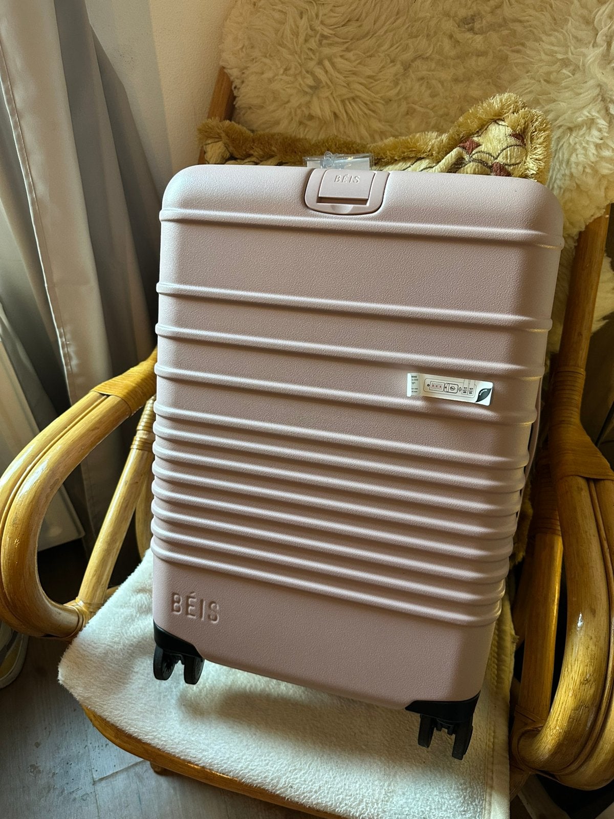 Nieuw: BÉIS The Carry-On Roller koffer (Pink / Beige), Ophalen, 50 tot 60 cm, Hard kunststof, Zo goed als nieuw