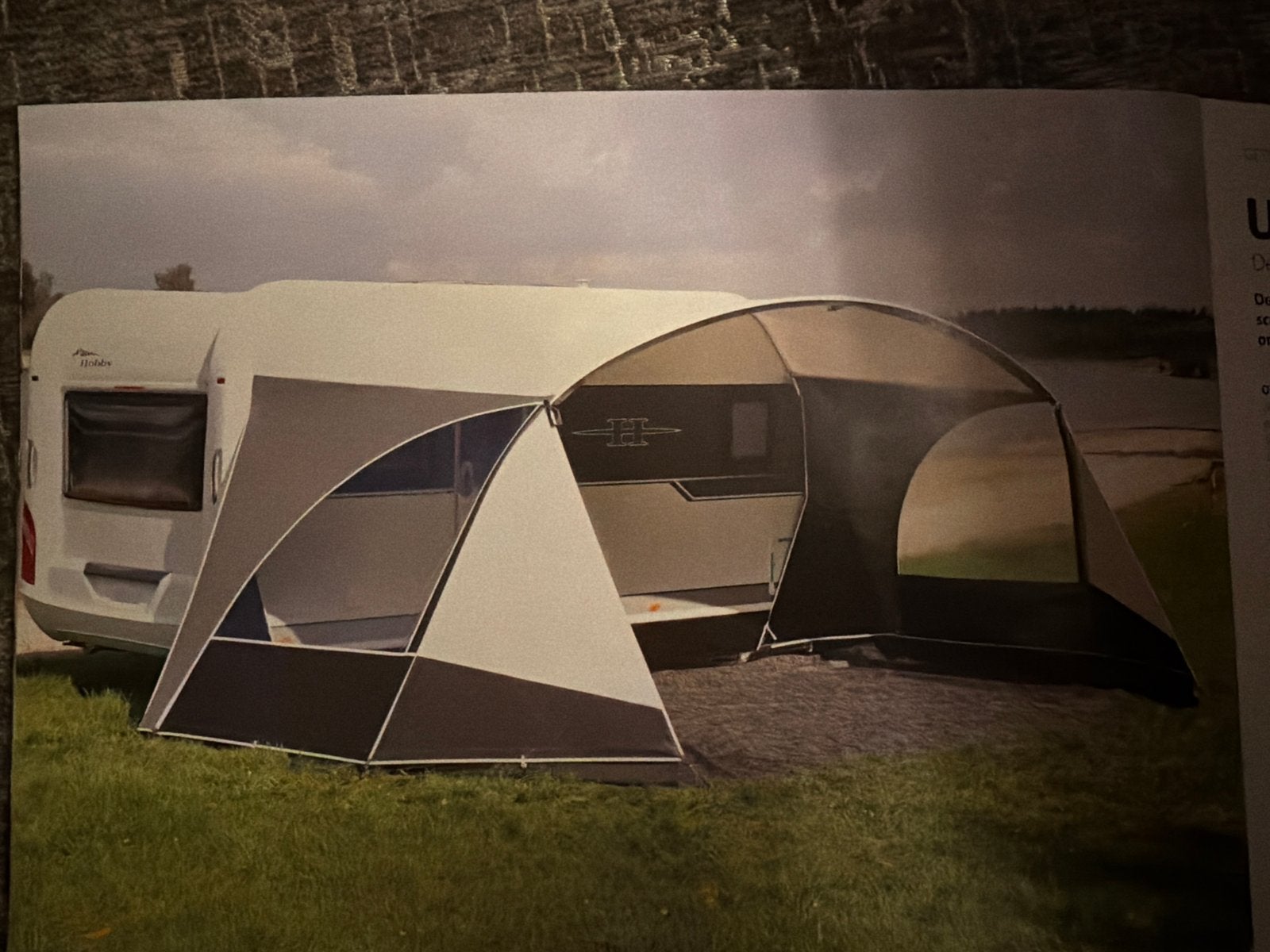 Unico Verona voortent / luifel, omloopmaat 8-9 (ca. 850 cm), Caravans en Kamperen, Voortenten en Luifels, Ophalen, Zo goed als nieuw