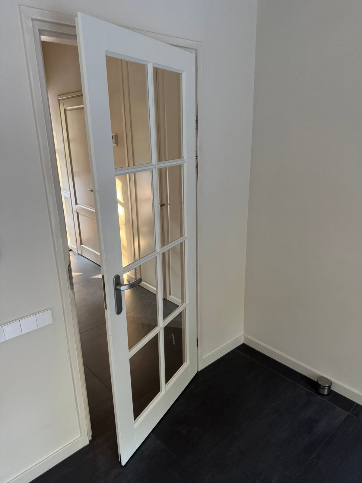 Skantrae E003 opdekdeur rechtsdraaiend 3x, Ophalen, 80 tot 100 cm, Binnendeur, Zo goed als nieuw