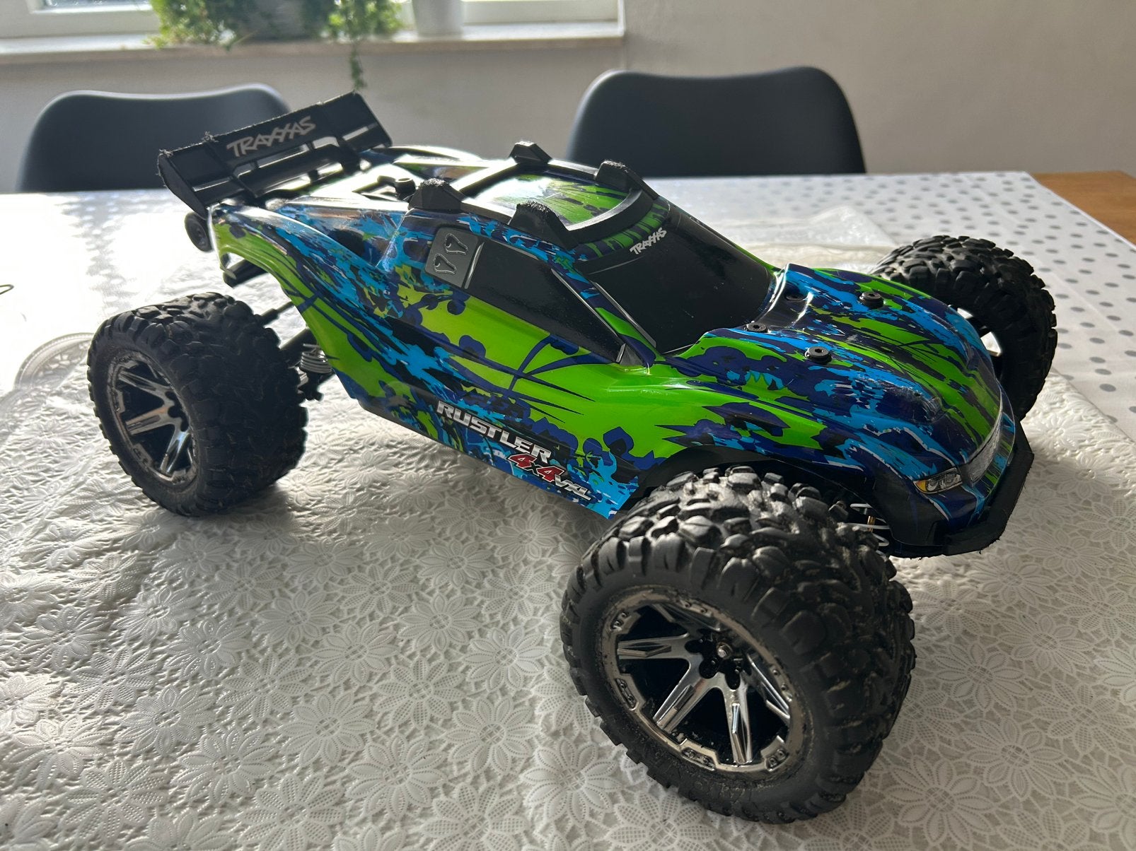 Traxxas Rustler VXL 4x4 roller met 20kg servo, Elektro, Auto offroad, Ophalen of Verzenden, Zo goed als nieuw