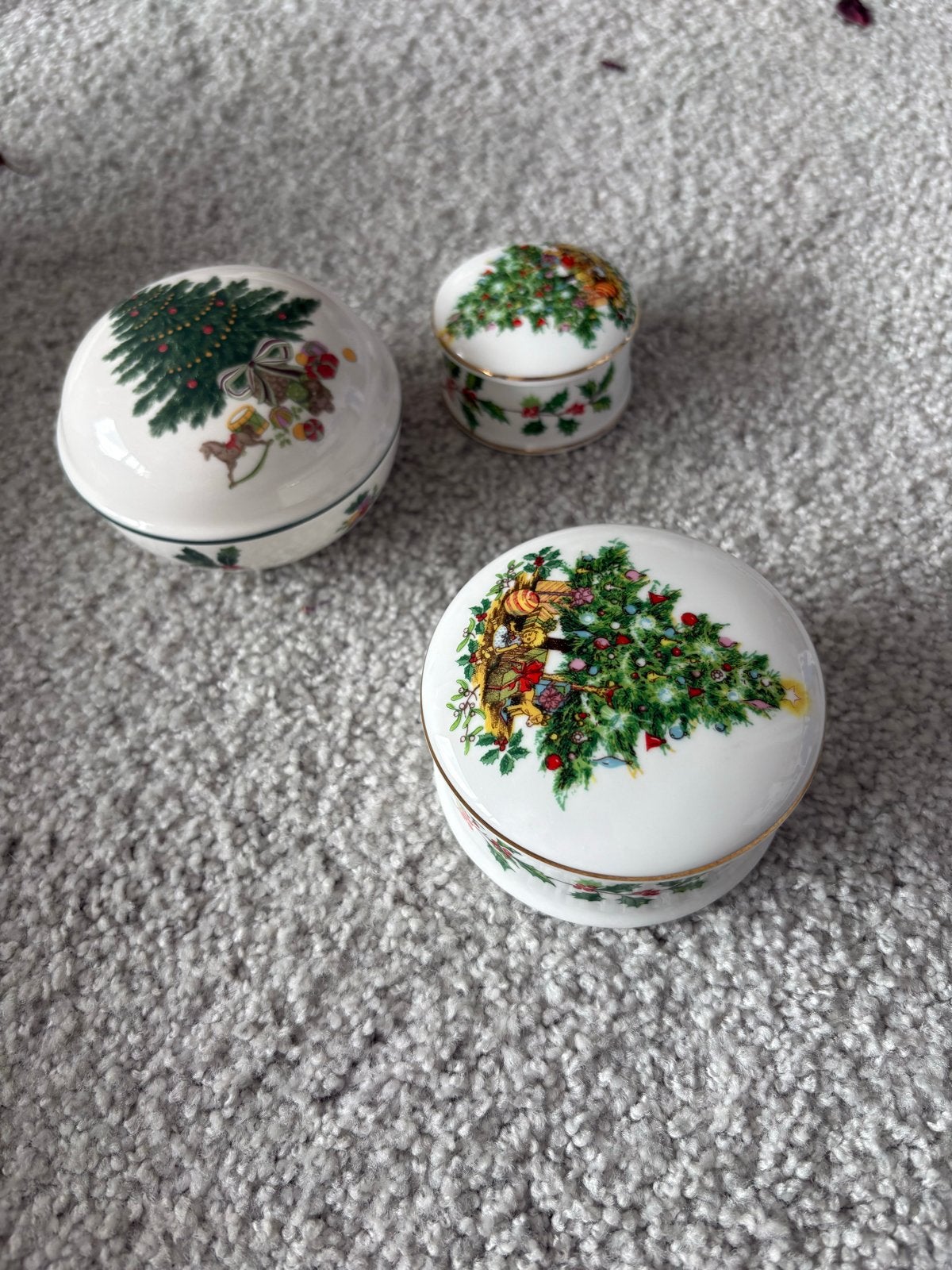 Royal worcester kerst, Ophalen