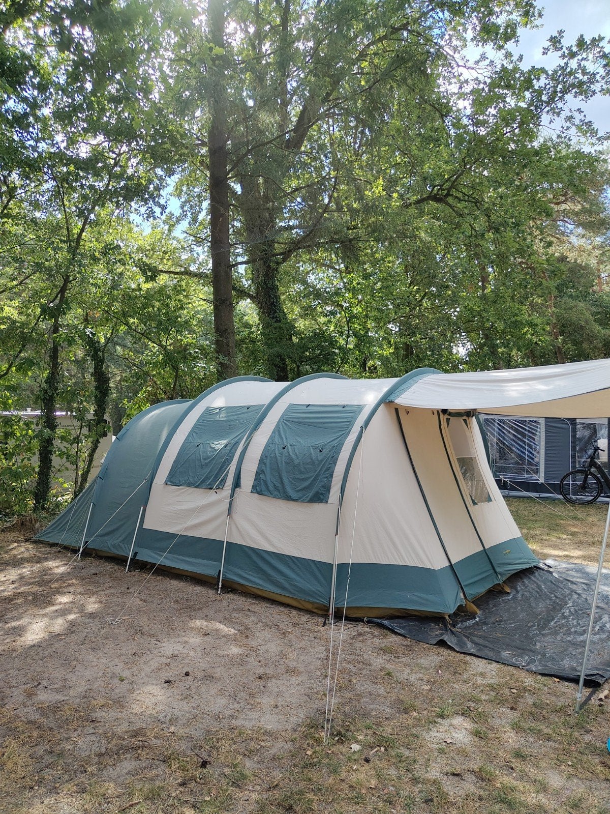 Ruime Hypercamp Fashion Gold tunneltent, Ophalen, Gebruikt, Tot en met 4