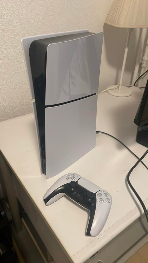 PS5 te koop of ruilen tegen de normale ps5, Spelcomputers en Games, Spelcomputers | Sony PlayStation 5, Ophalen of Verzenden, Zo goed als nieuw