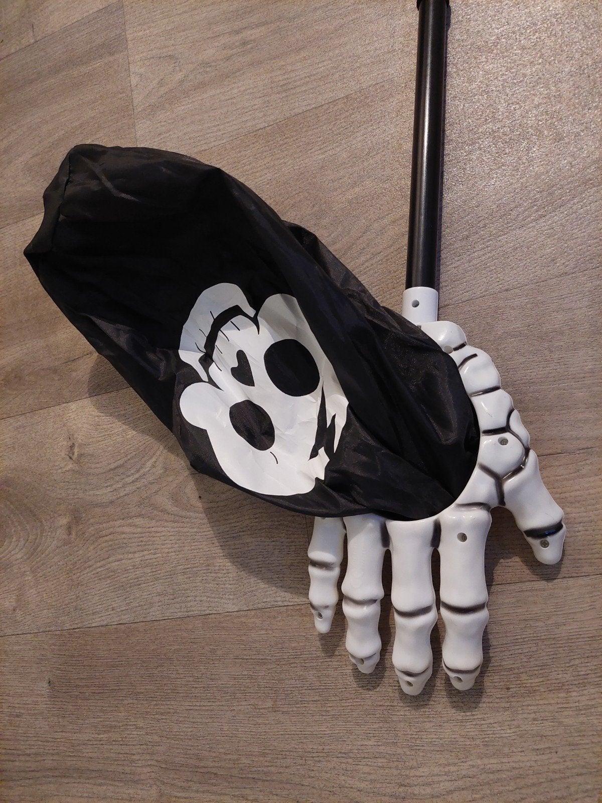 Skelet hand snoepzak Halloween, Ophalen of Verzenden, Nieuw, Feestartikel, Halloween of Griezel