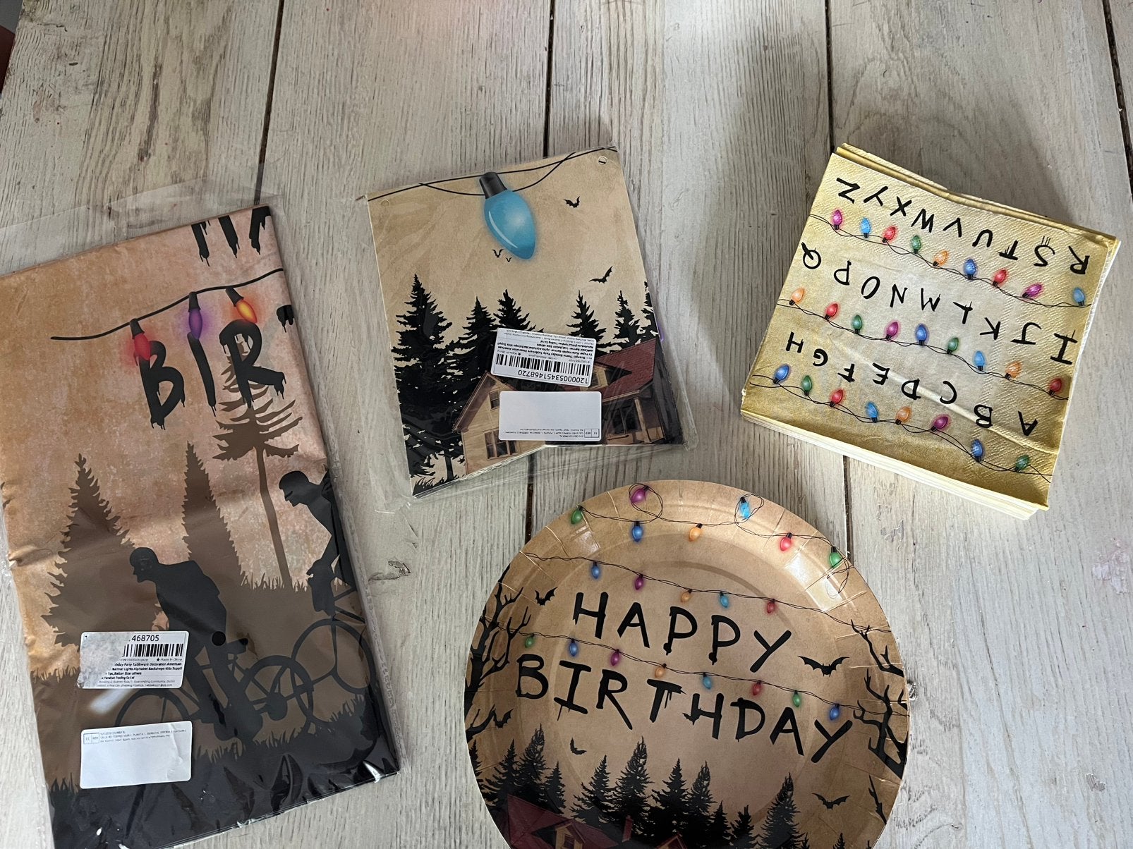 Stranger Things verjaardags pakket, Ophalen of Verzenden, Nieuw, Versiering, Verjaardag